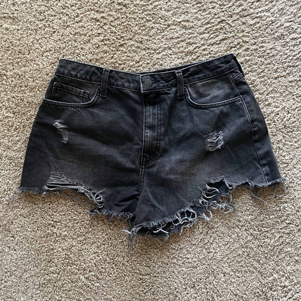 Forever 21 Black Denim Shorts🖤